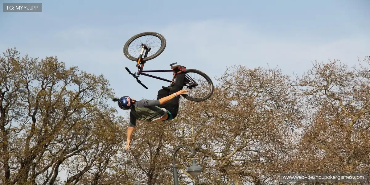 📸聚光灯下的球员神情，充满故事感！✨